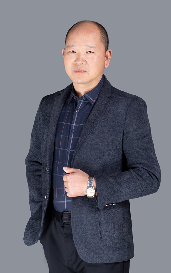 薛正东  工程经理